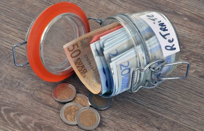 Pot contenant les pensions de retraite